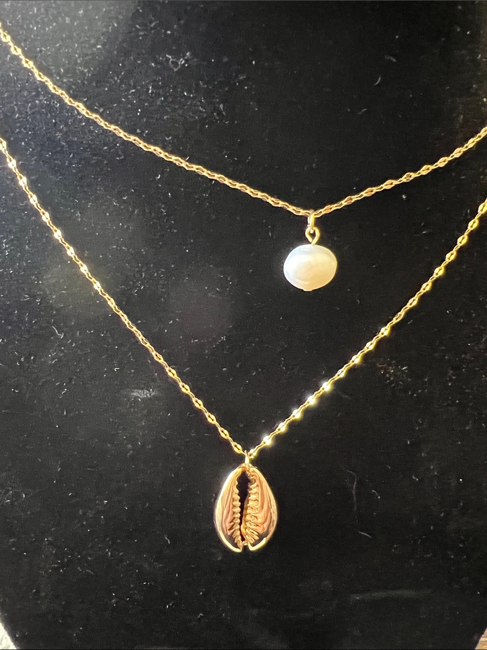 Tiered Pearl Cowrie Puka Shell costume necklace 16”- 18”